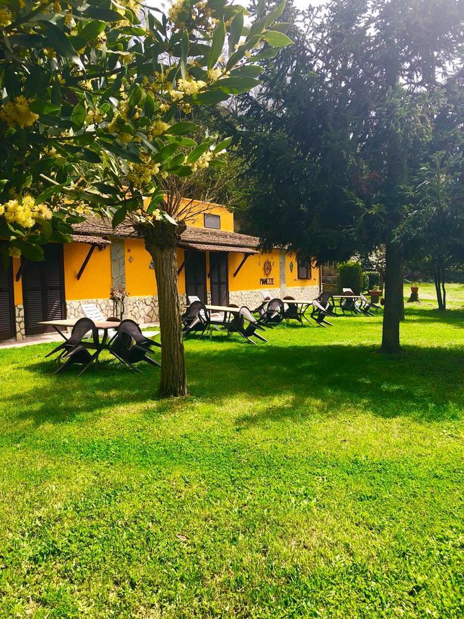 Вілла Agriturismo Pianezze Grotte di Castro Екстер'єр фото