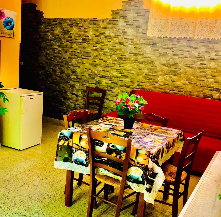 Вілла Agriturismo Pianezze Grotte di Castro Екстер'єр фото